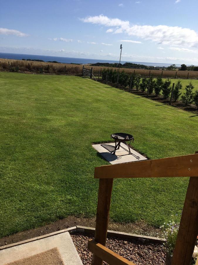 The Hawthorn Shepherds Hut Eyemouth Exterior photo